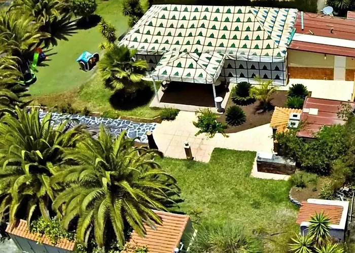 Kleines Mit Terrasse Fuer Zwei Personen By Interhome *