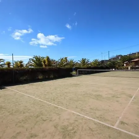 Apartment Kleines Mit Terrasse Fuer Zwei Personen By Interhome Guia de Isora (Tenerife)