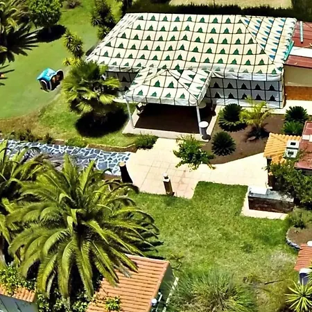 Kleines Mit Terrasse Fuer Zwei Personen By Interhome *